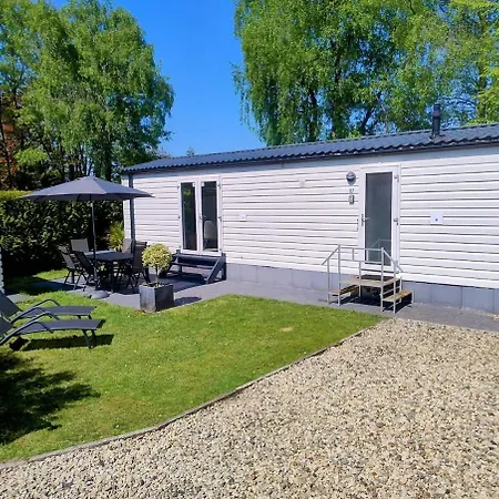 Peaceful With Free Parking And Bikes Chalet Putten