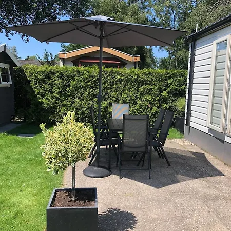 Chalet Peaceful With Free Parking And Bikes