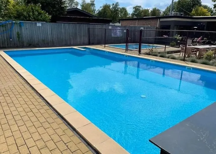 Peaceful With Free Parking And Bikes *